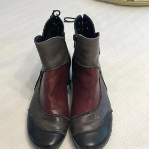 Remonte  leather ankle boots
